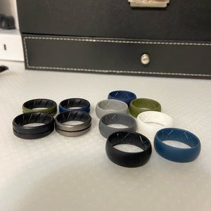 Silicone bands